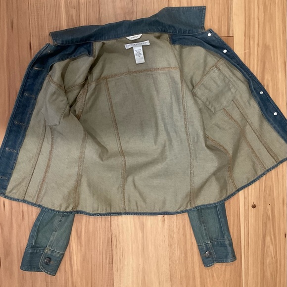 Geoffrey Beene Stretch Denium Jacket Distressed Wash, Size 4 - Picture 5 of 7